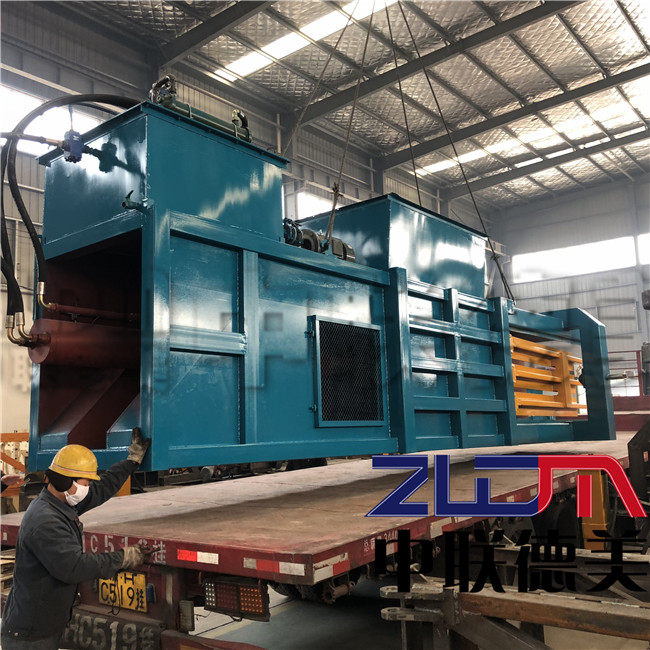 廢紙打包機(jī)發(fā)貨現(xiàn)場(chǎng)